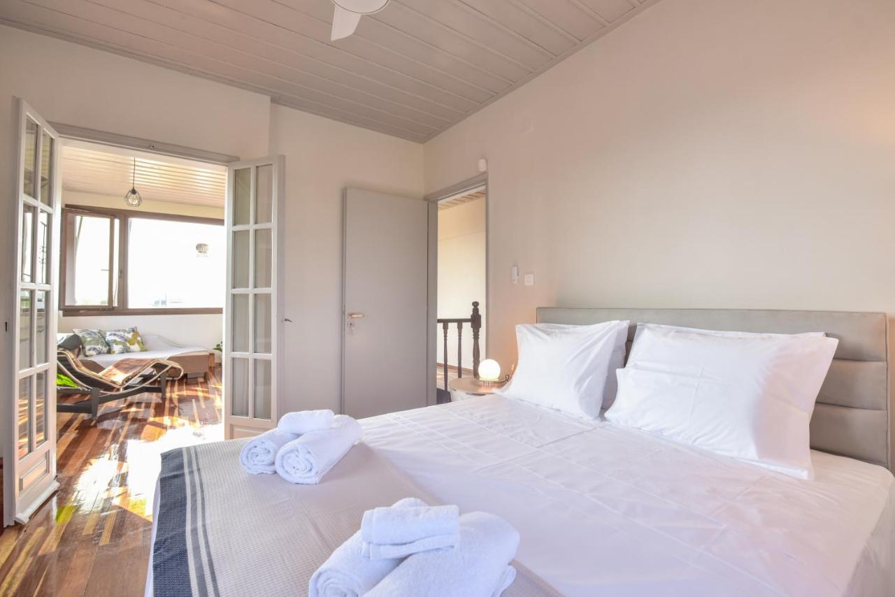 Alexandre Maison Beachfront Gialova Vacation Home Ngoại thất bức ảnh